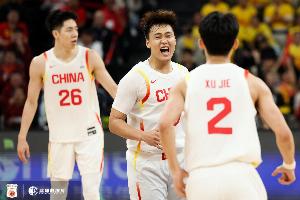 pg电子游戏app-崔永熙+焦泊乔加盟广东&amp;赵睿转投北京！原来疯狂星期四是这个意思