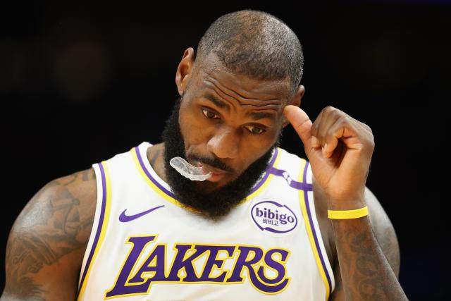 pg游戏官网登录入口-三分19连铁 上双纪录险不保！詹姆斯别再保出勤了？